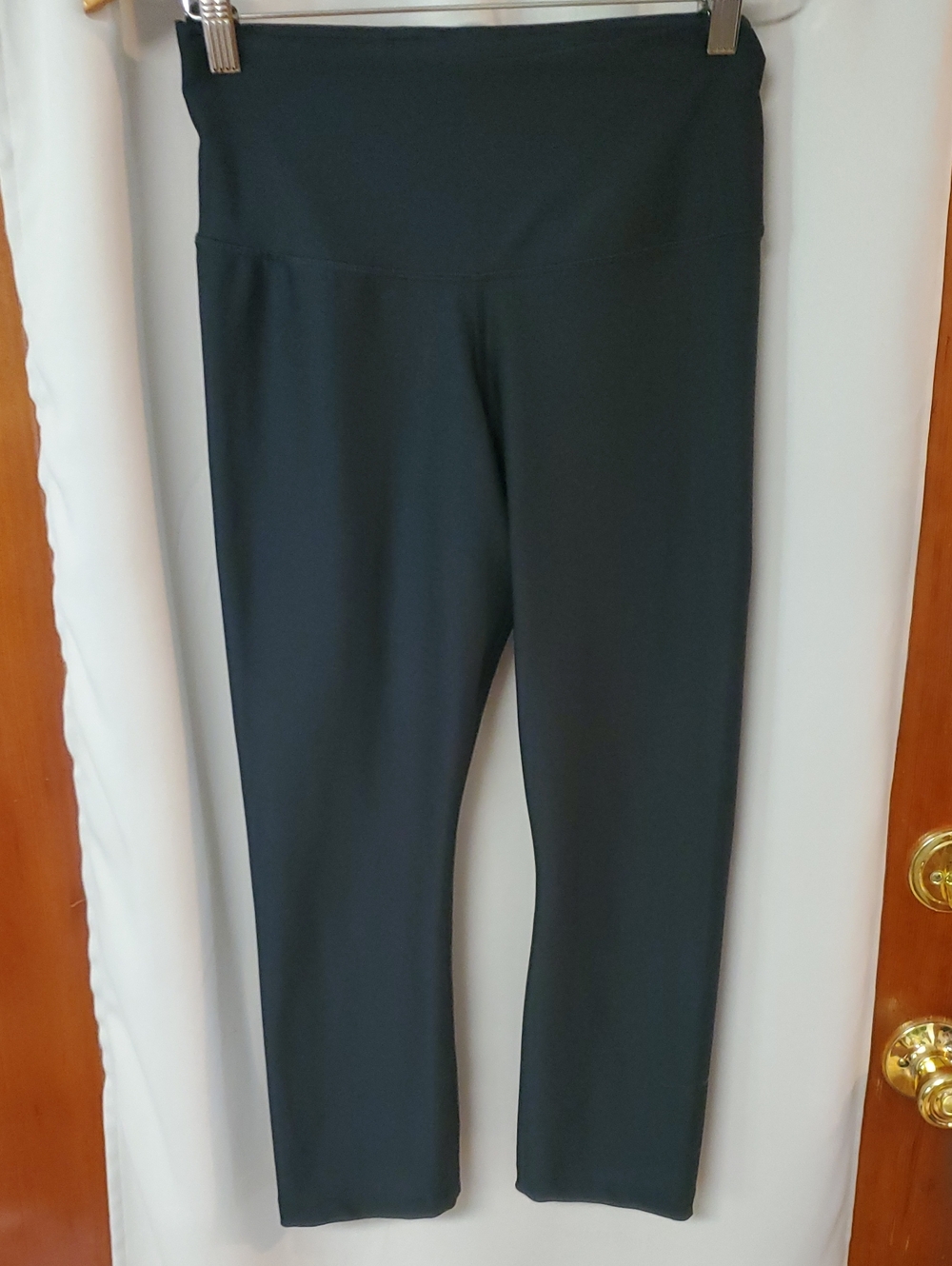 Nike Black High-Waist Capri Leggings